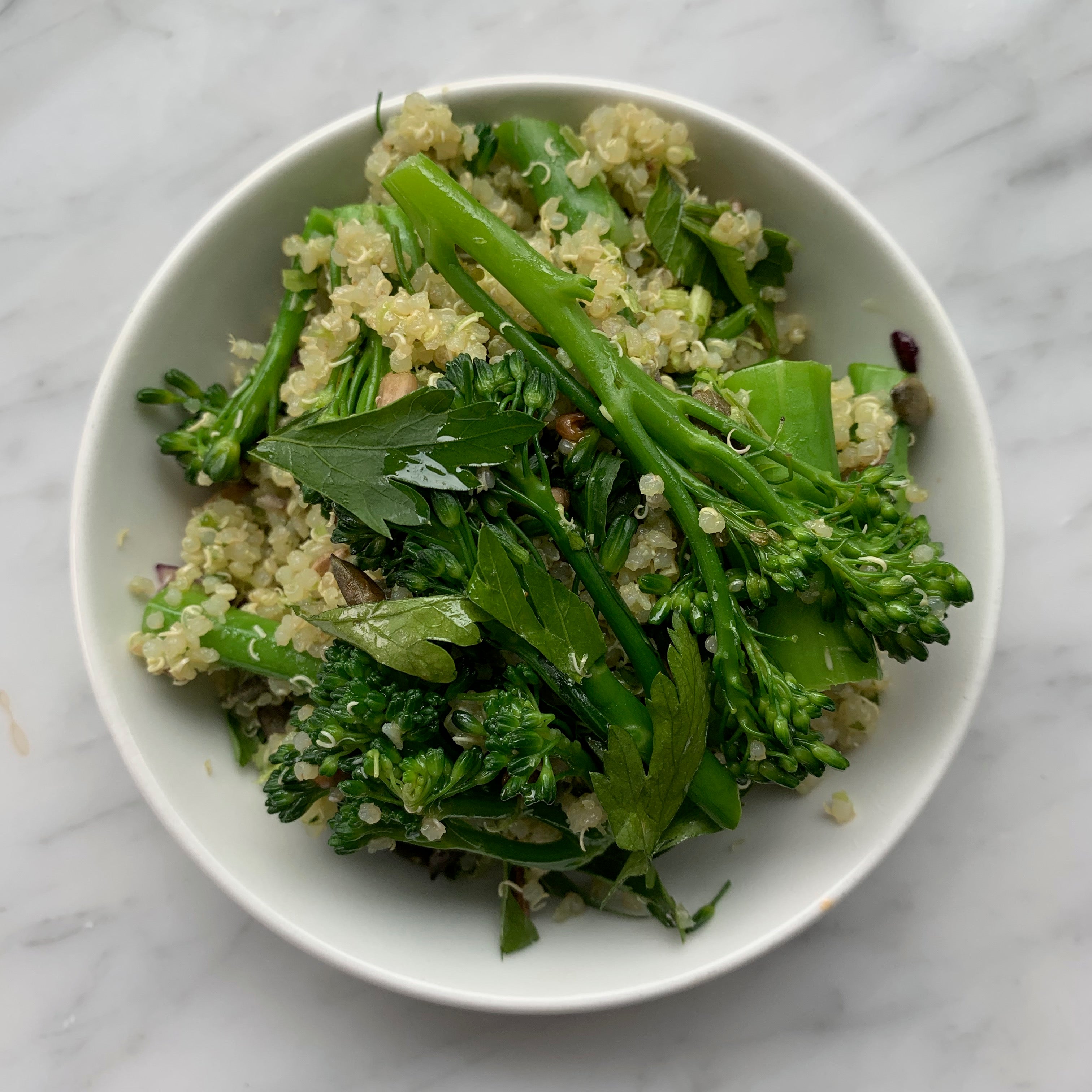 Quinoasalat med broccolini